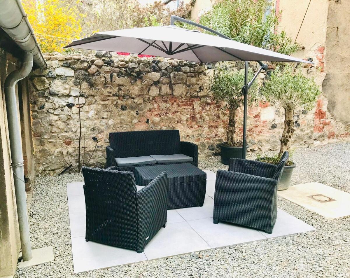 Montluçon Le Retro Boheme ~ Tout Confort ~ Arrivee Autonome מראה חיצוני תמונה